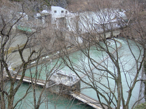 電気化学工業さんの発電所