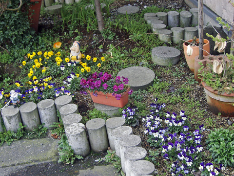 糸魚川店の花壇 糸魚川店の花壇