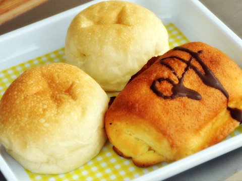 焼きたてのパン