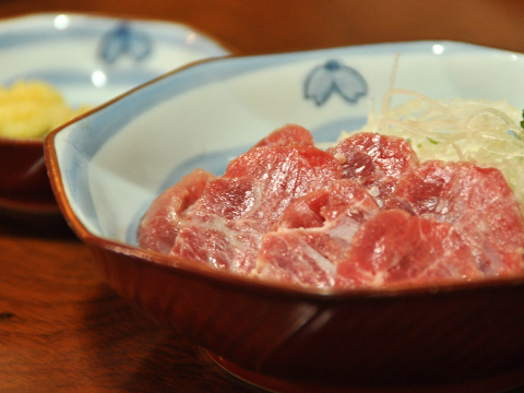 馬刺し