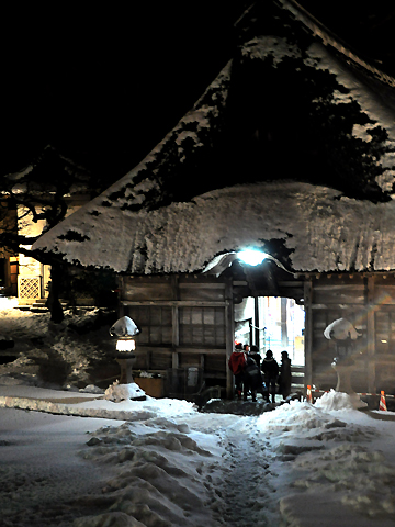 雪と白山神社