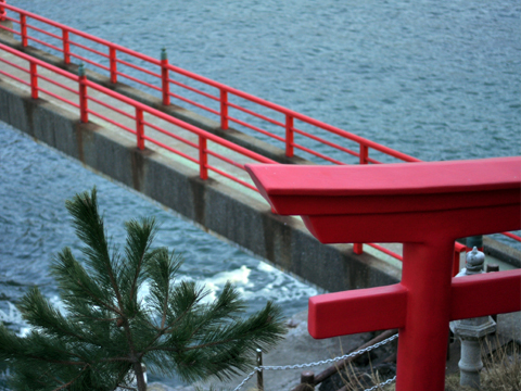 鳥居とあけぼの橋