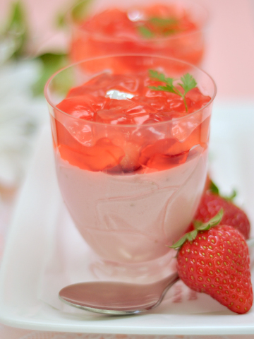 越後姫のいちごミルクプリン３