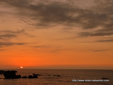 とっとこ岩と夕日