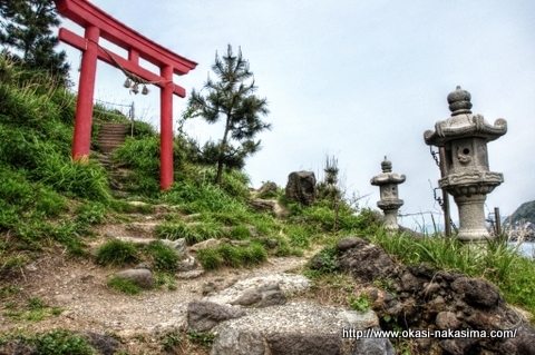 弁天岩鳥居（HDR）