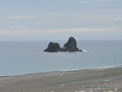 2つの岩 2つの岩