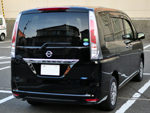 日産セレナ