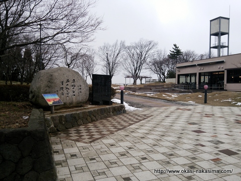 奥に続く道 奥に続く道