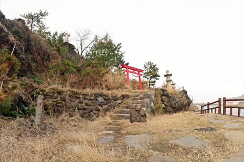 弁天大橋を渡った所