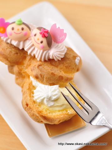 ひなまつりトリプルエクレア ひなまつりトリプルエクレア