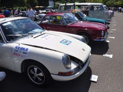 往年の名車勢ぞろい