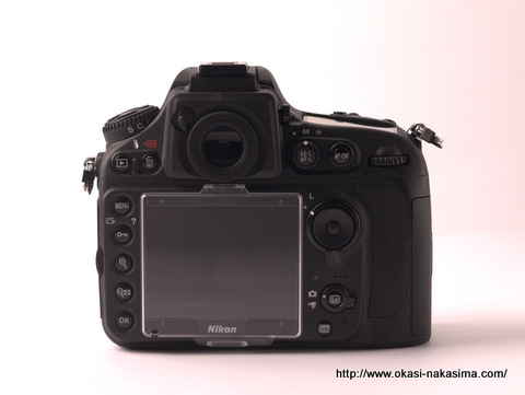 D800背面